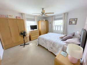 Winterbourne Gardens- click for photo gallery